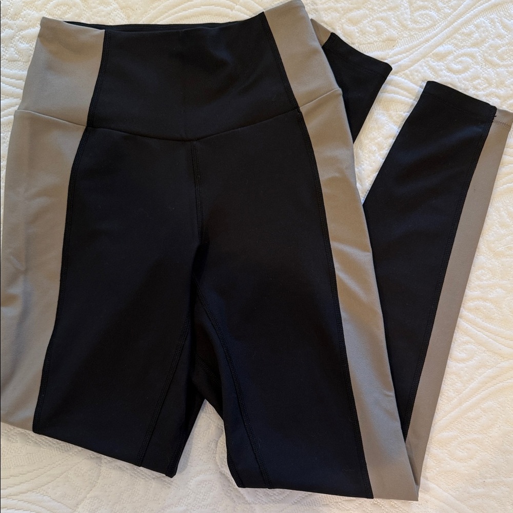 Abercrombie & Fitch Black and Taupe Leggings